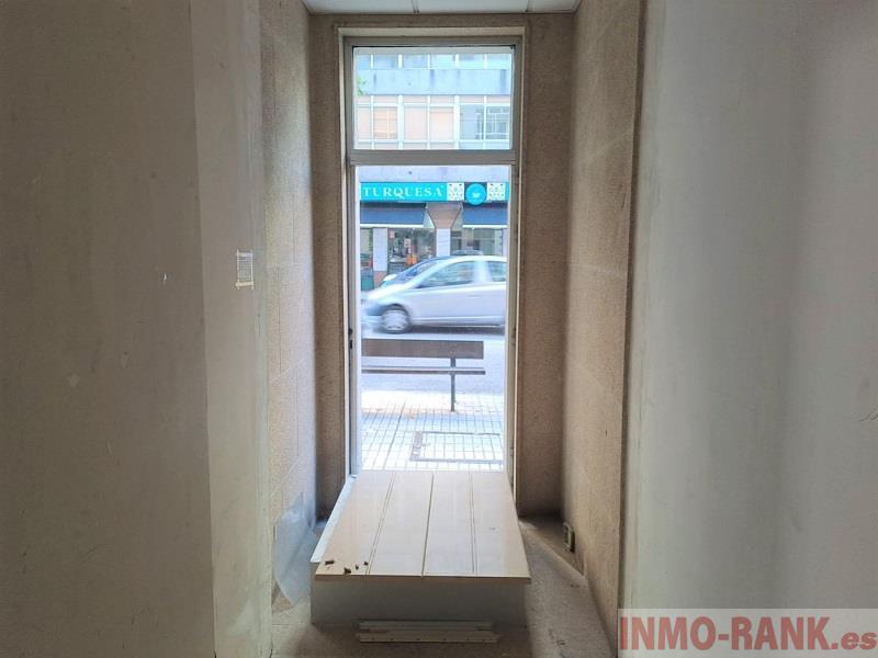 For rent of commercial in Vigo