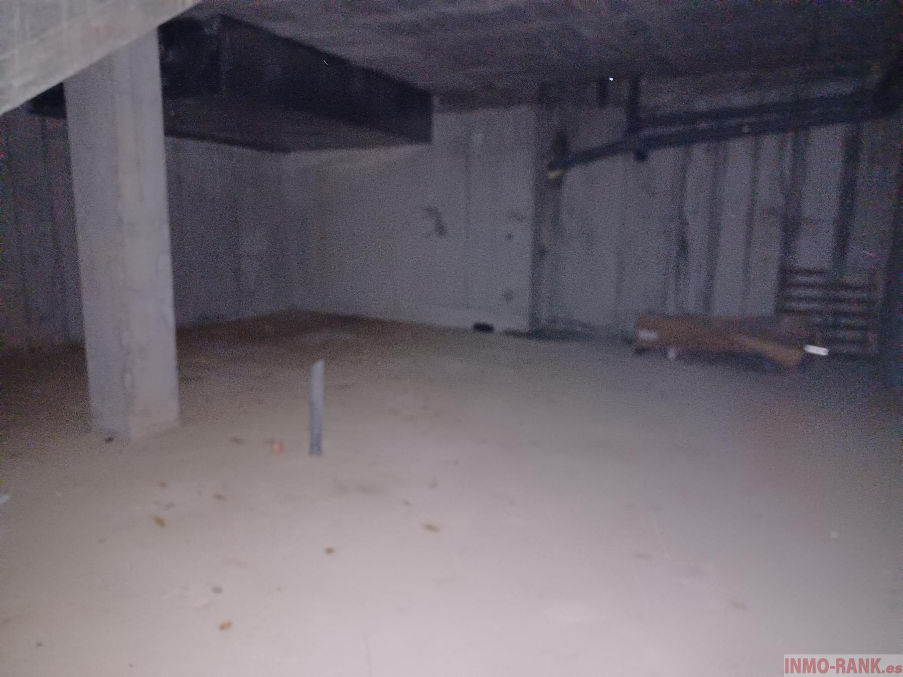 For sale of commercial in Vigo
