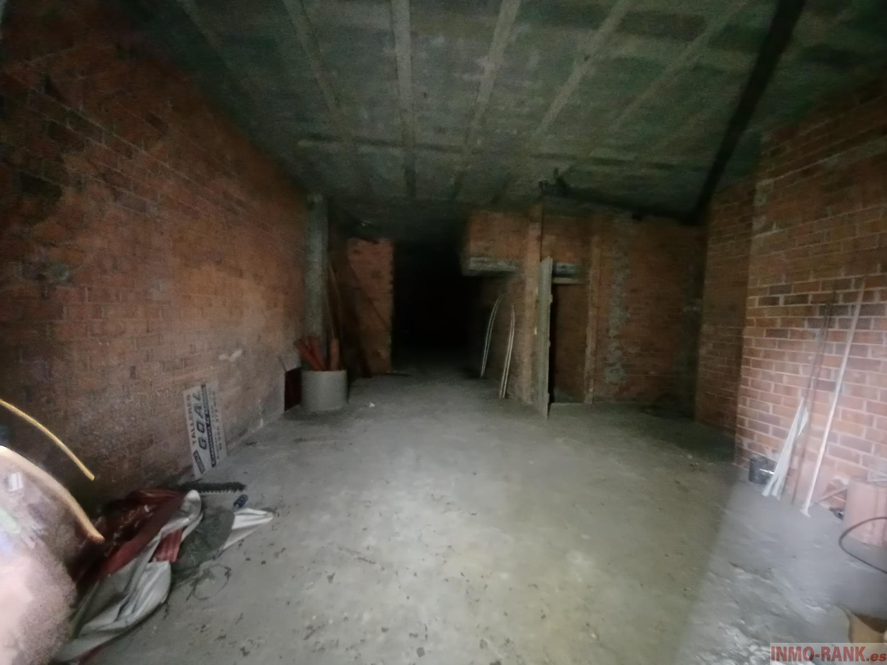 For sale of commercial in Vigo