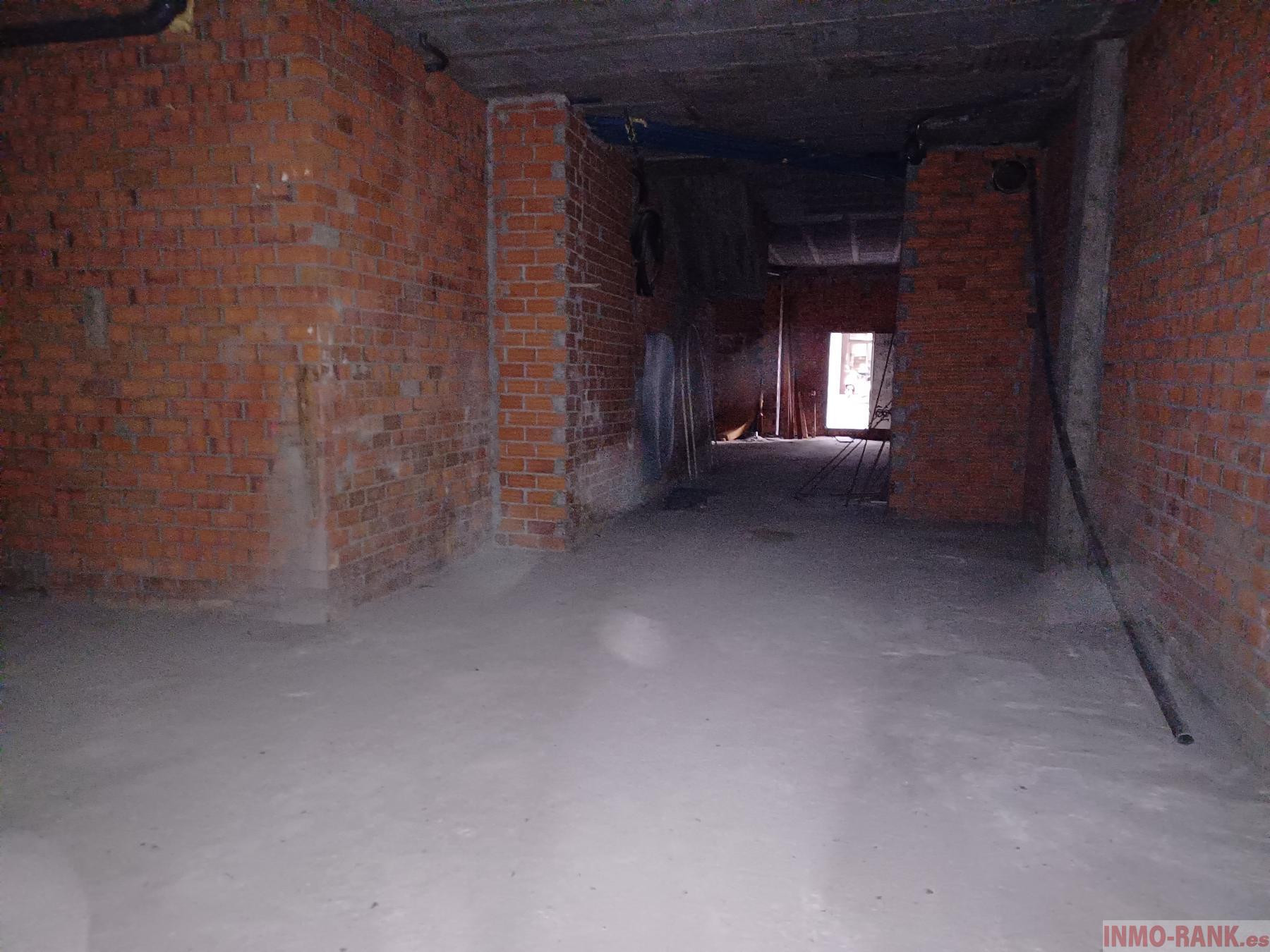 For sale of commercial in Vigo