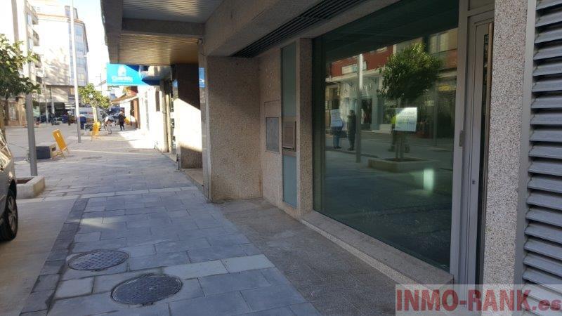For sale of commercial in Grove O