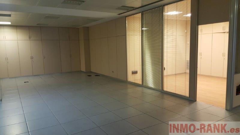 For sale of commercial in Grove O
