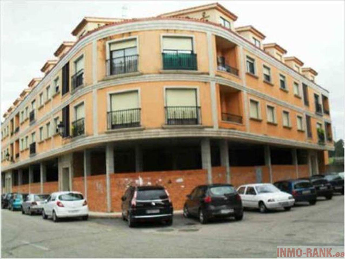 For sale of commercial in Tomiño