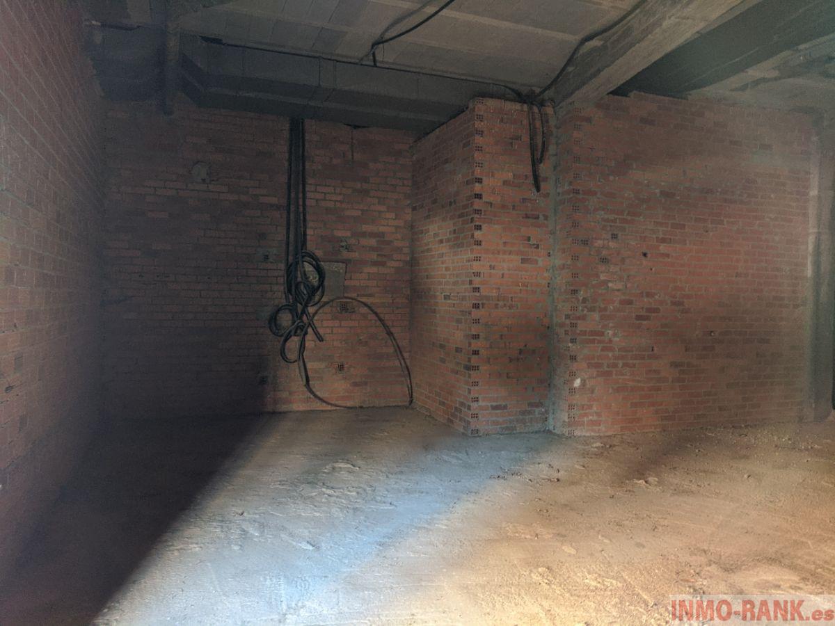 For sale of commercial in Tomiño