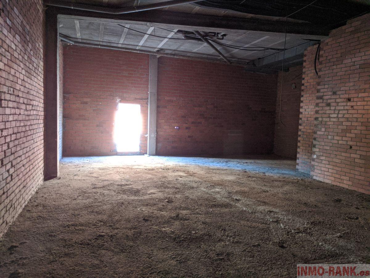 For sale of commercial in Tomiño