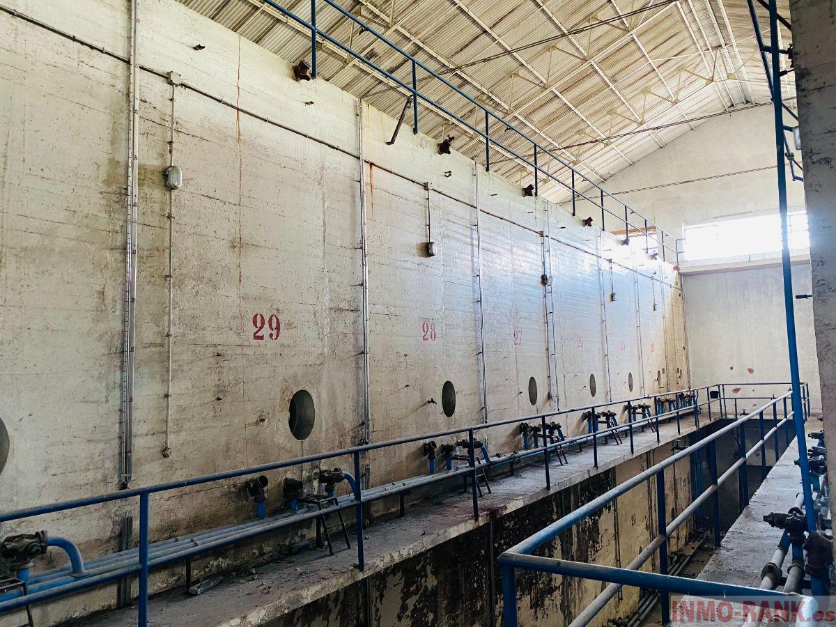 For sale of industrial plant/warehouse in Mos