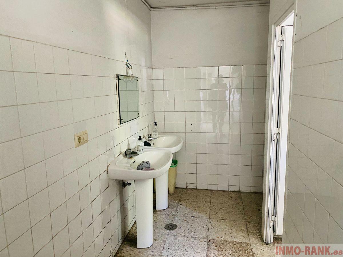 For sale of industrial plant/warehouse in Mos