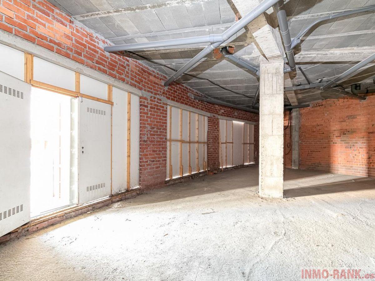 Venta de local comercial en Salceda de Caselas