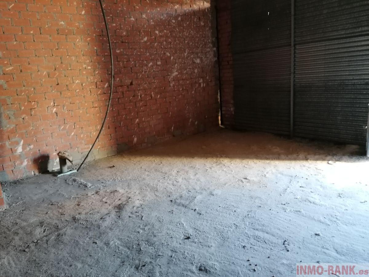 For sale of commercial in Vigo