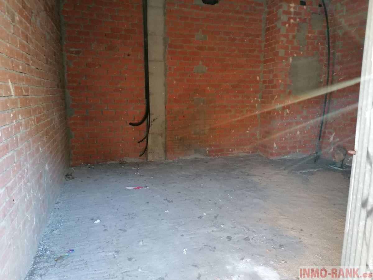 For sale of commercial in Vigo