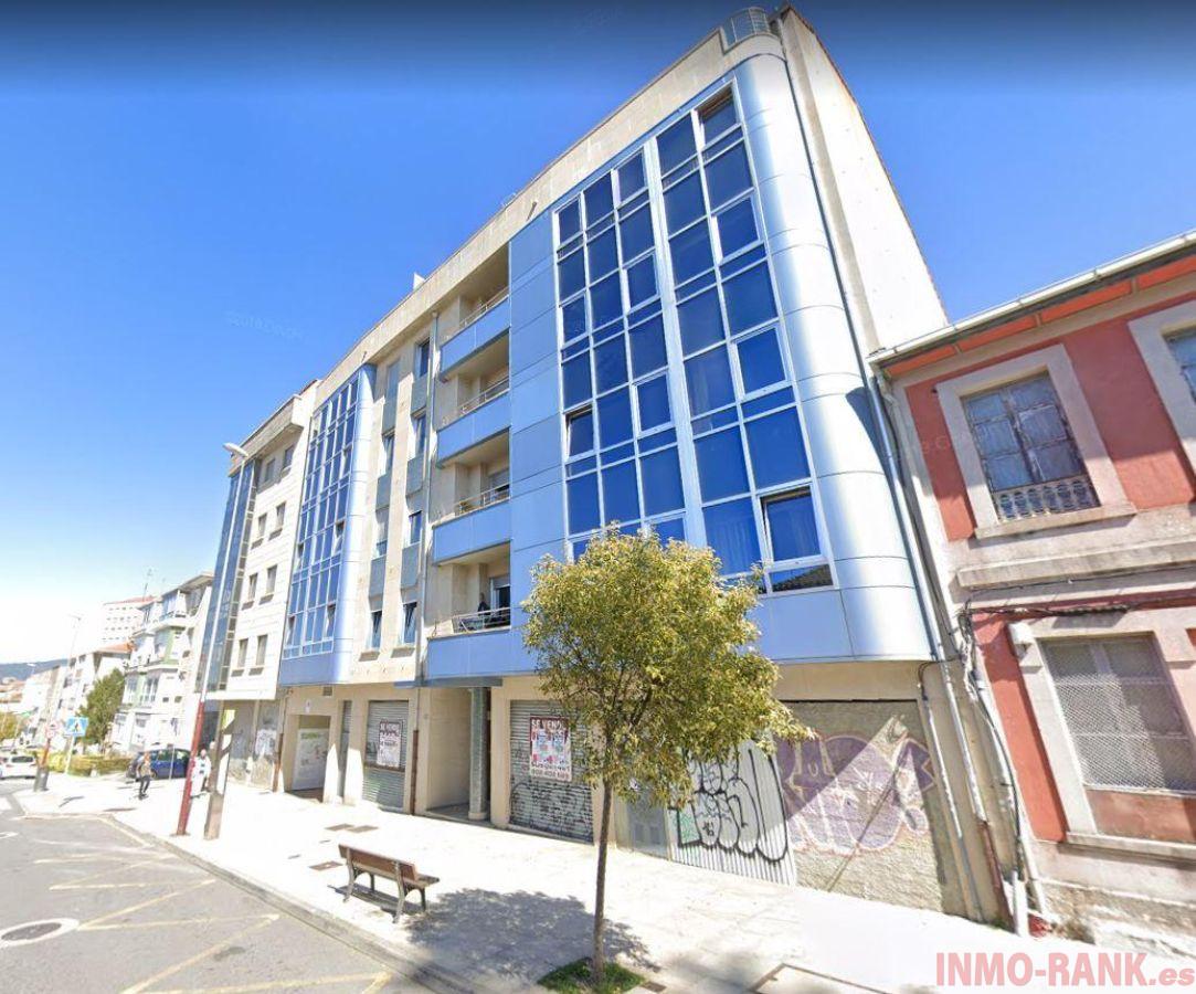 For sale of commercial in Vigo