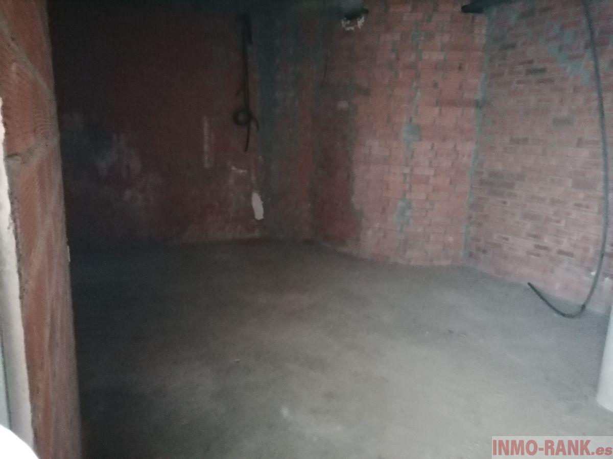 For sale of commercial in Vigo