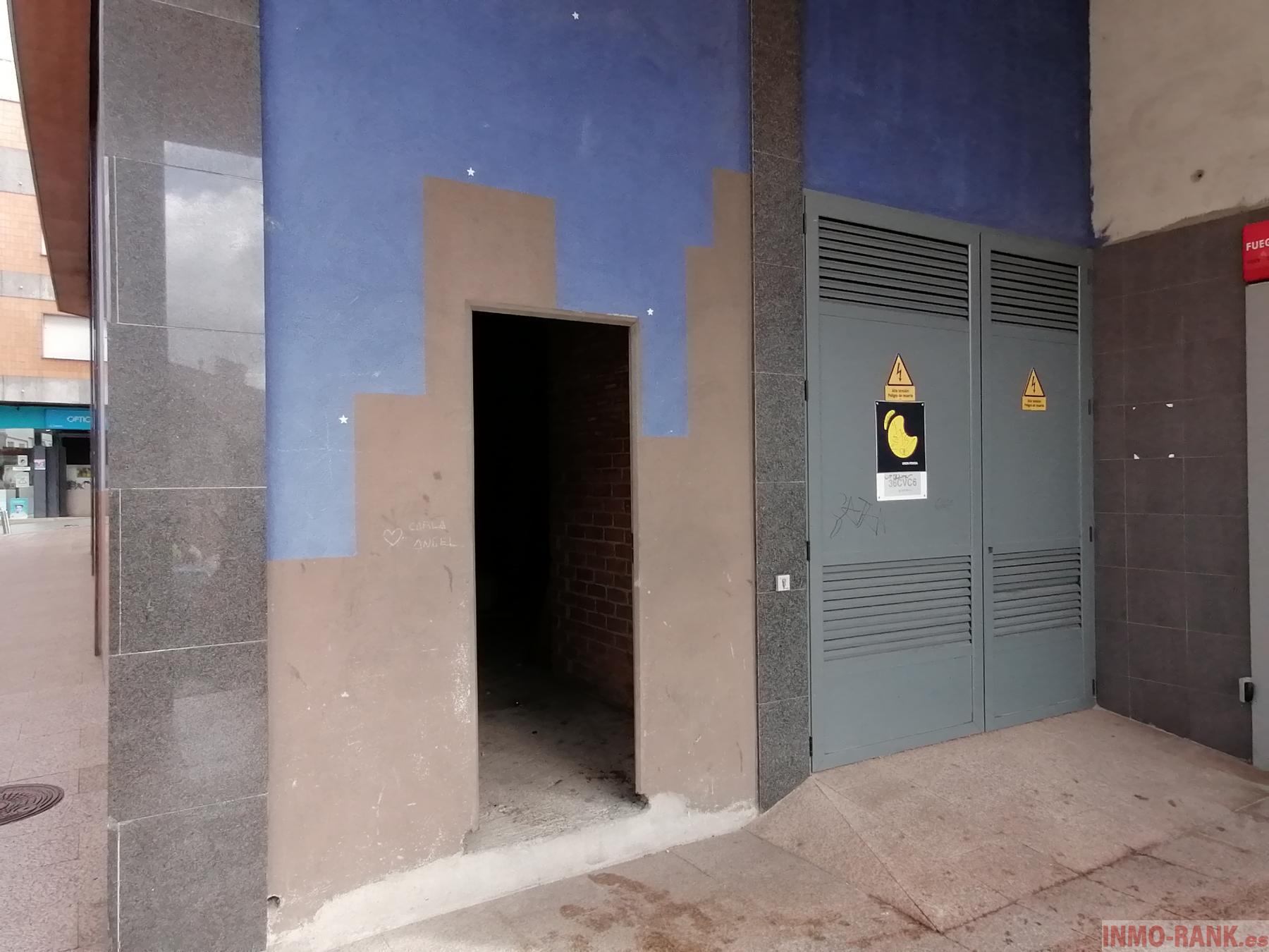 For sale of commercial in Porriño O
