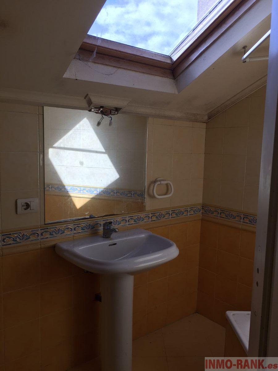 For sale of flat in Tomiño