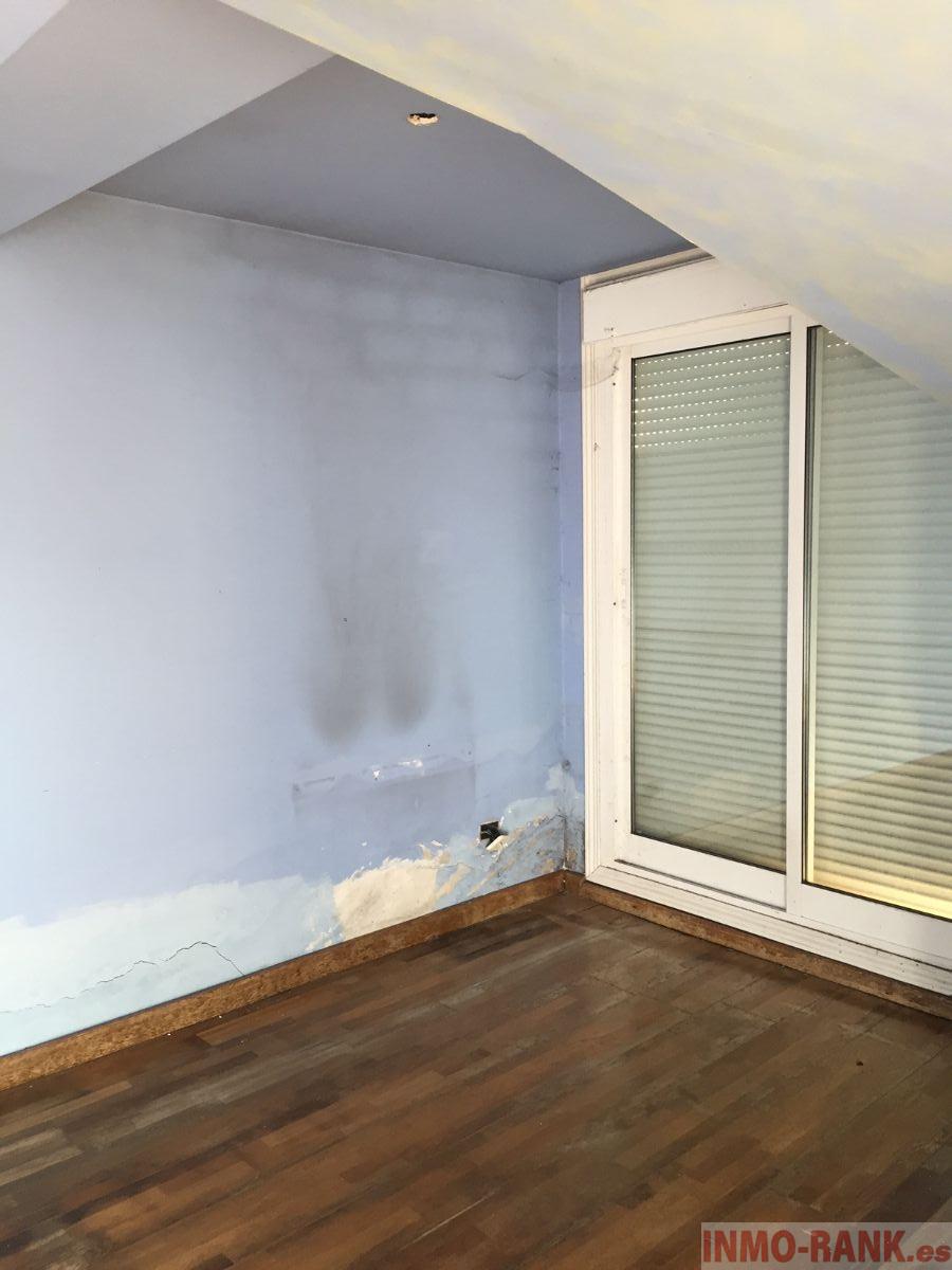 For sale of flat in Tomiño