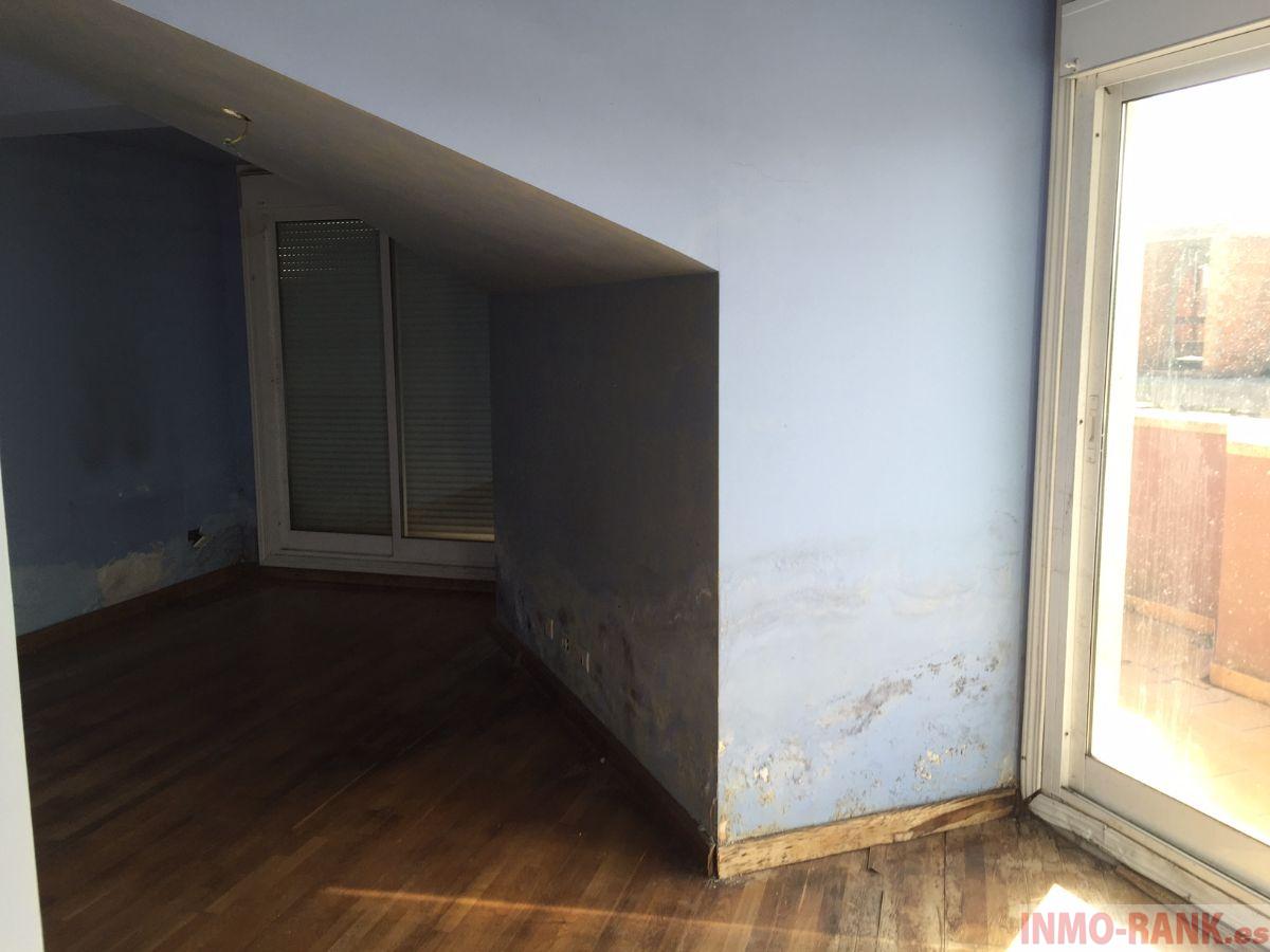 For sale of flat in Tomiño