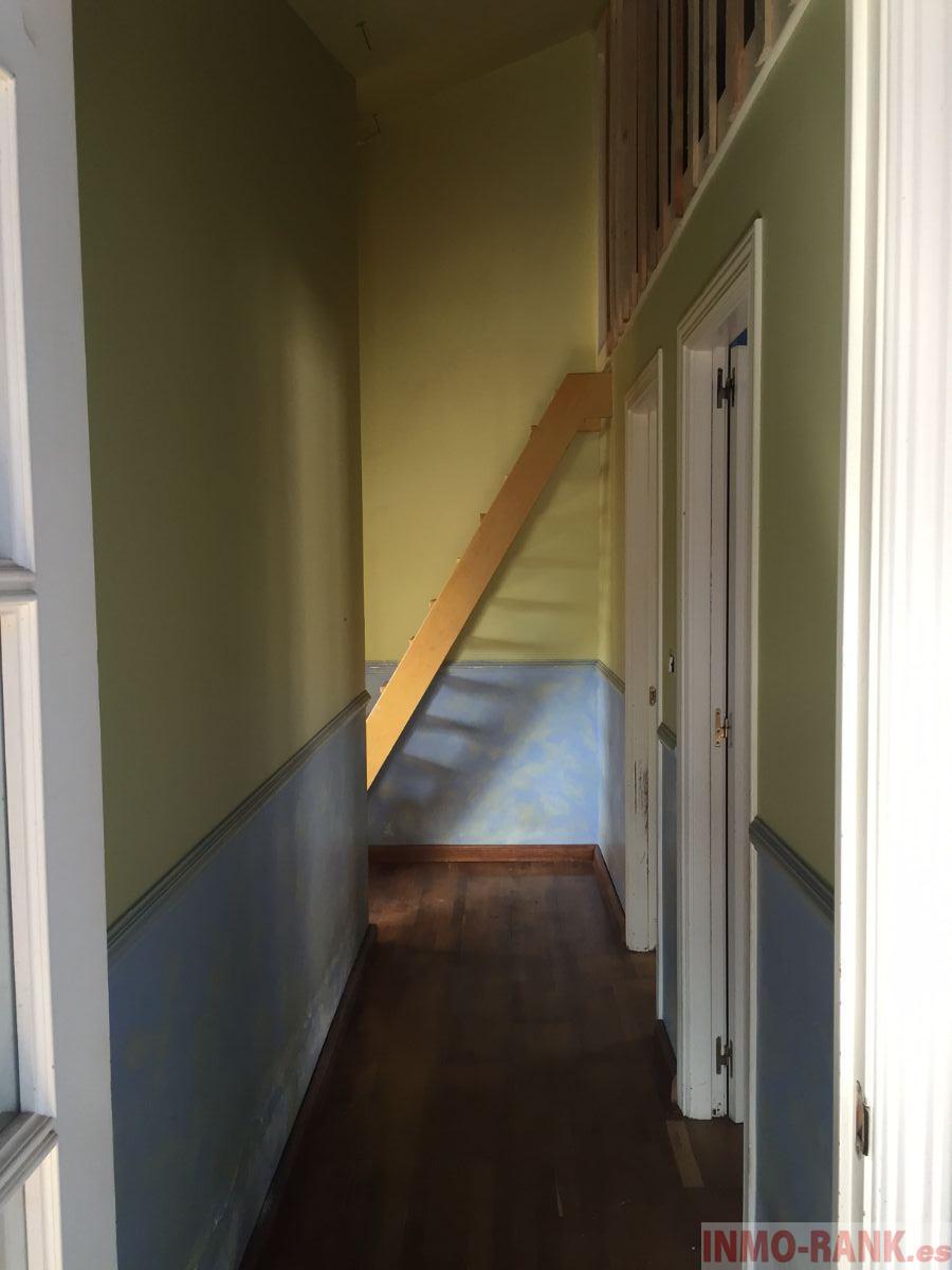 For sale of flat in Tomiño