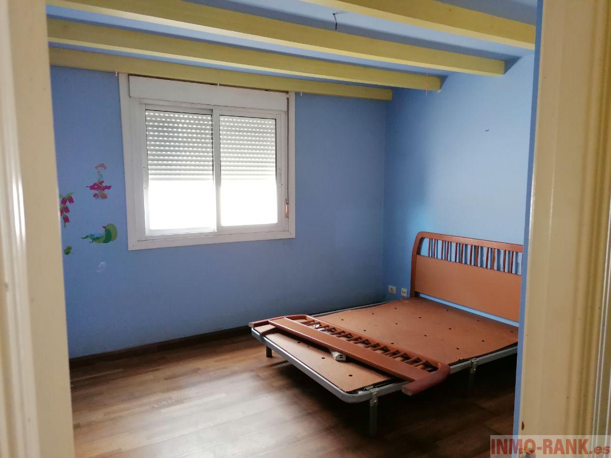 For sale of flat in Tomiño