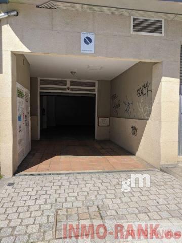 For sale of garage in Vigo