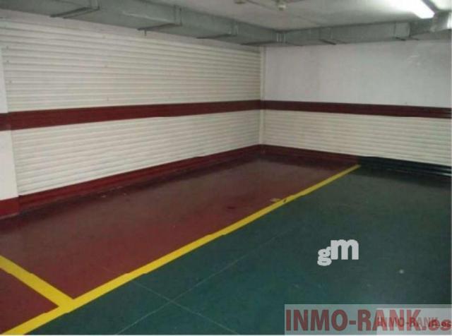For sale of garage in Vigo