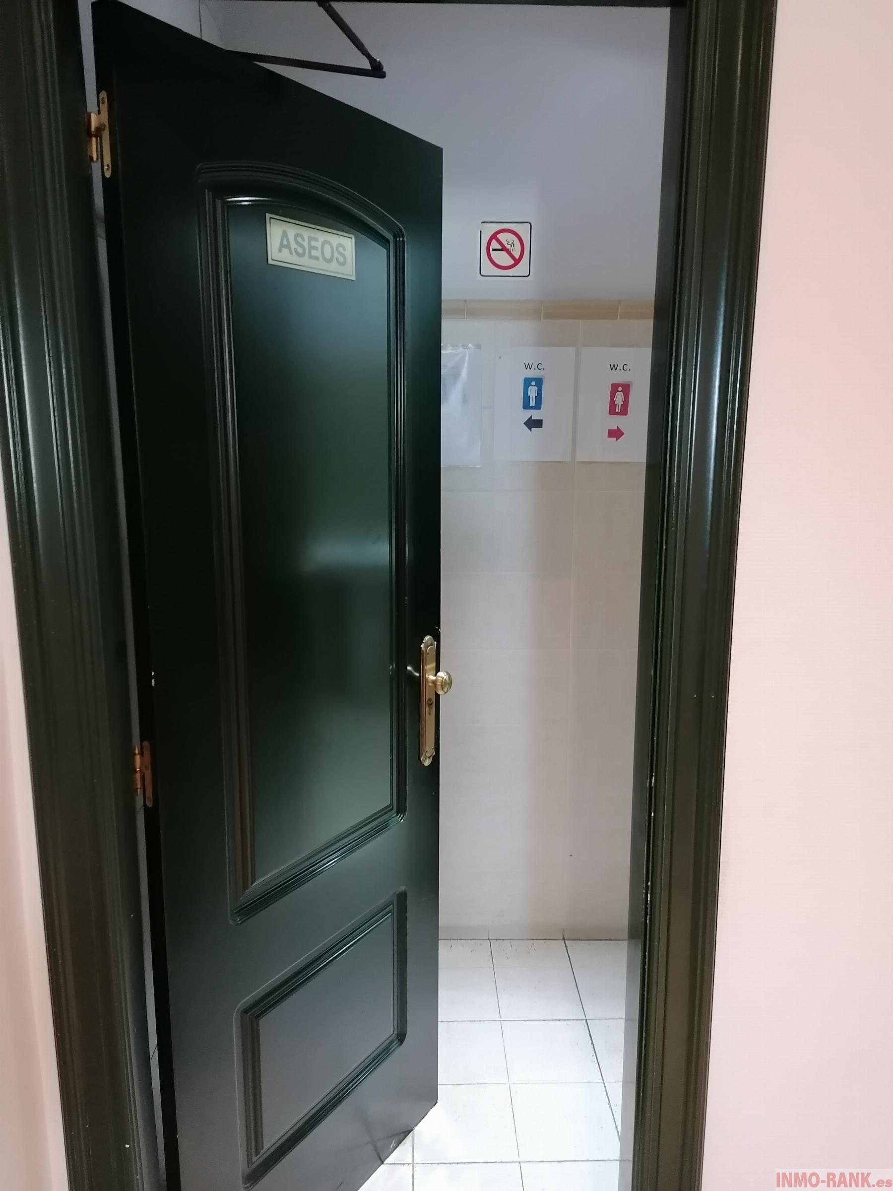 For sale of office in Vigo