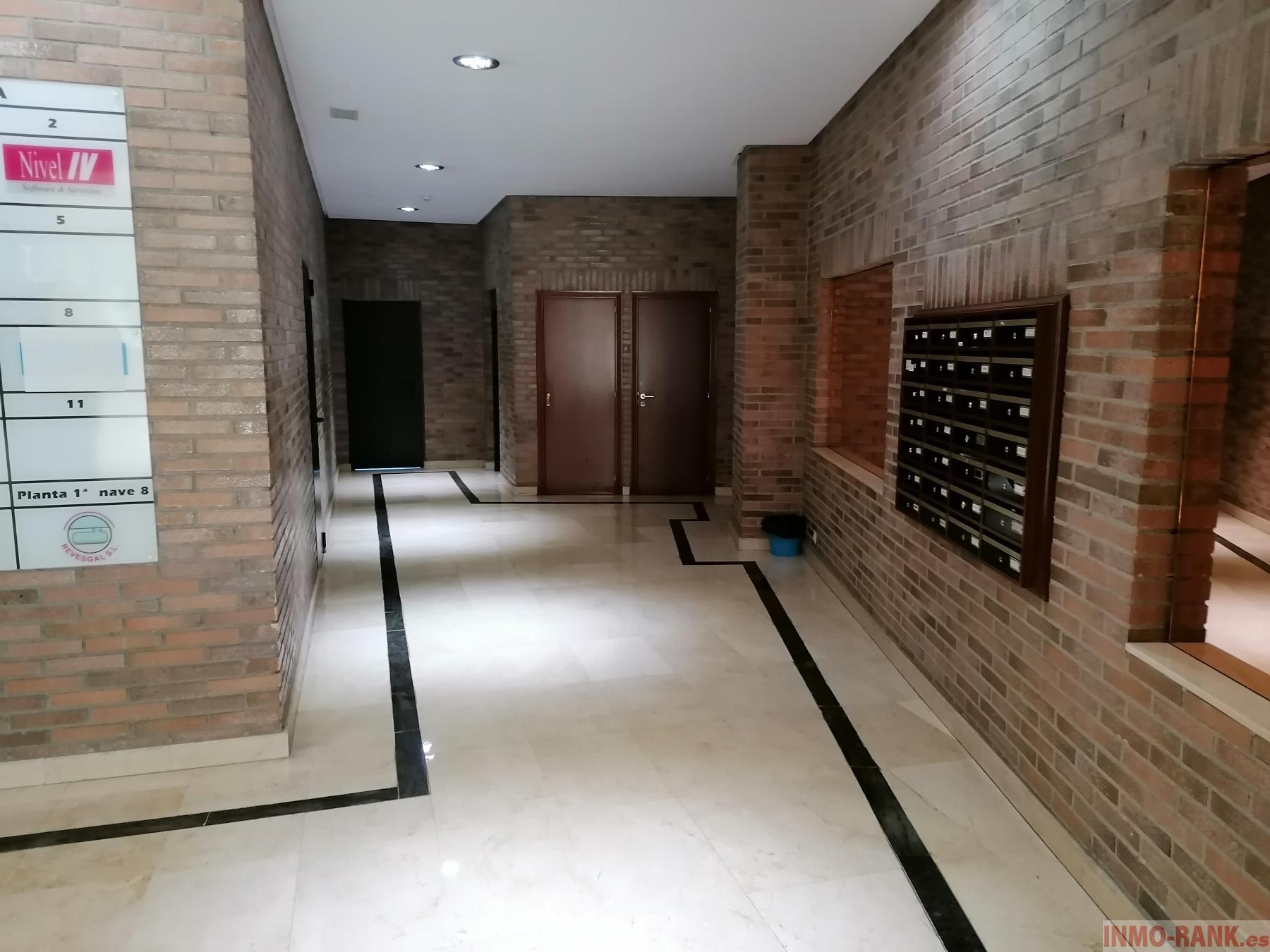For sale of office in Vigo