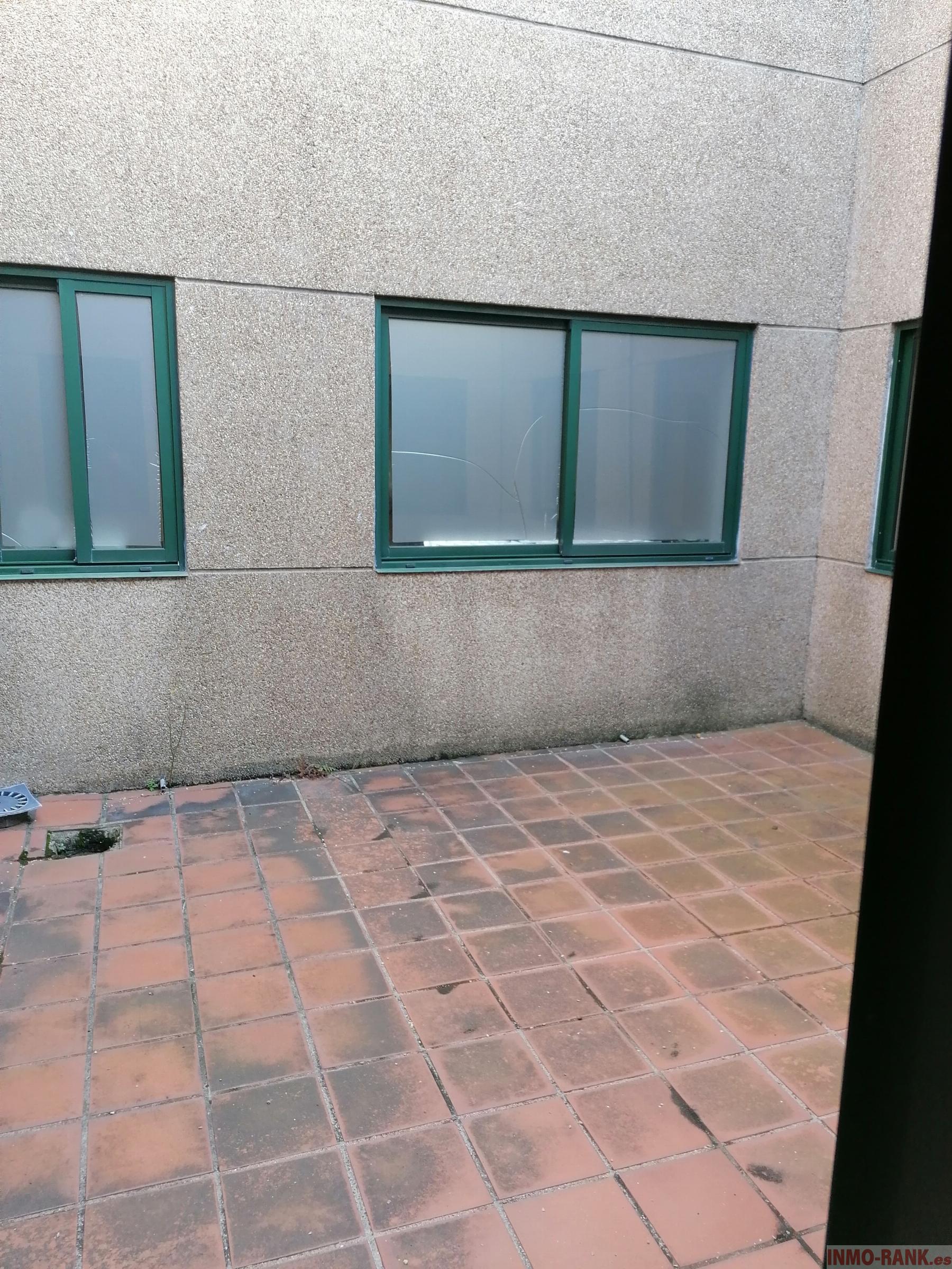 For sale of office in Vigo