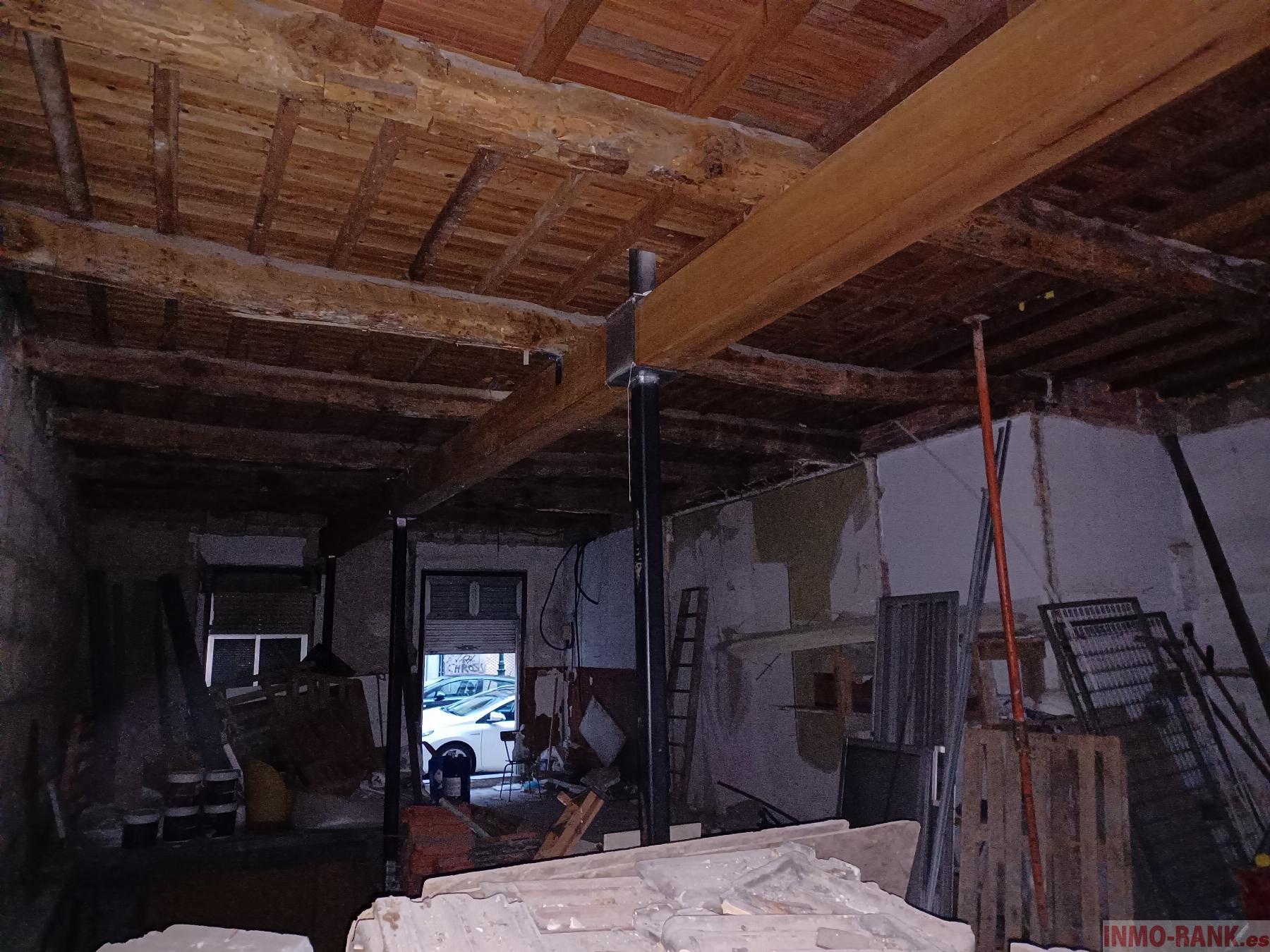 For rent of commercial in Vigo