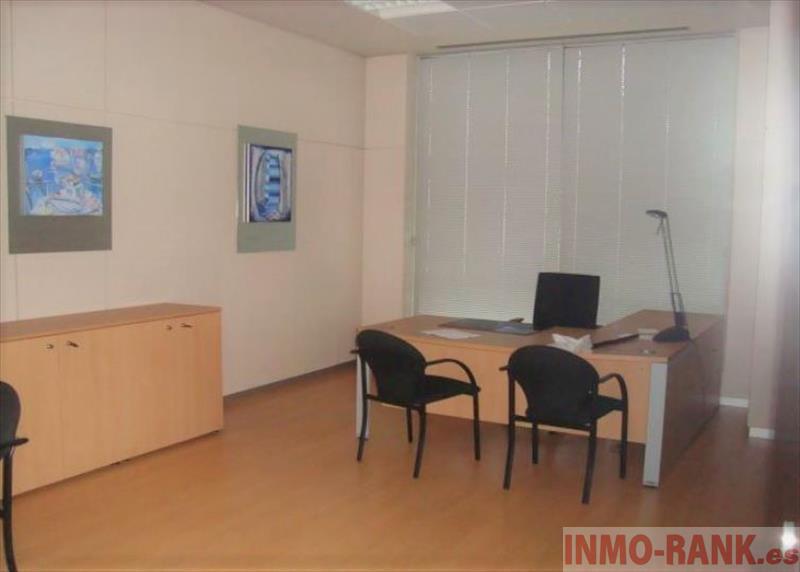 For rent of commercial in Vigo