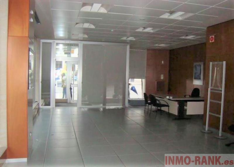 For rent of commercial in Vigo