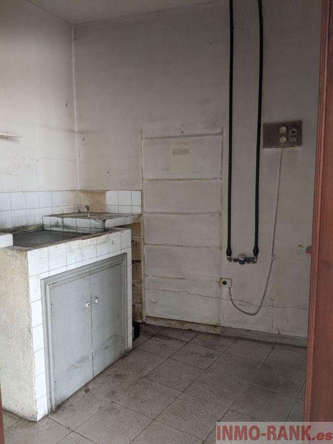 For sale of commercial in Porriño O