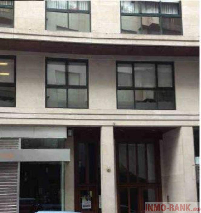 For sale of office in Vigo