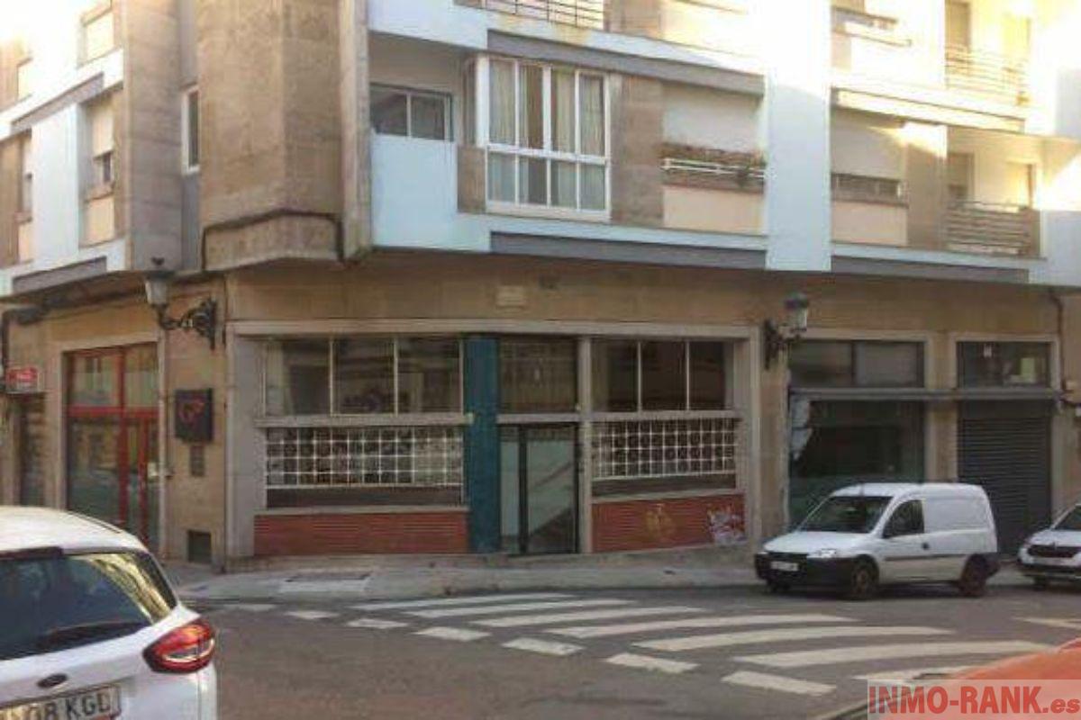 For sale of commercial in Vigo