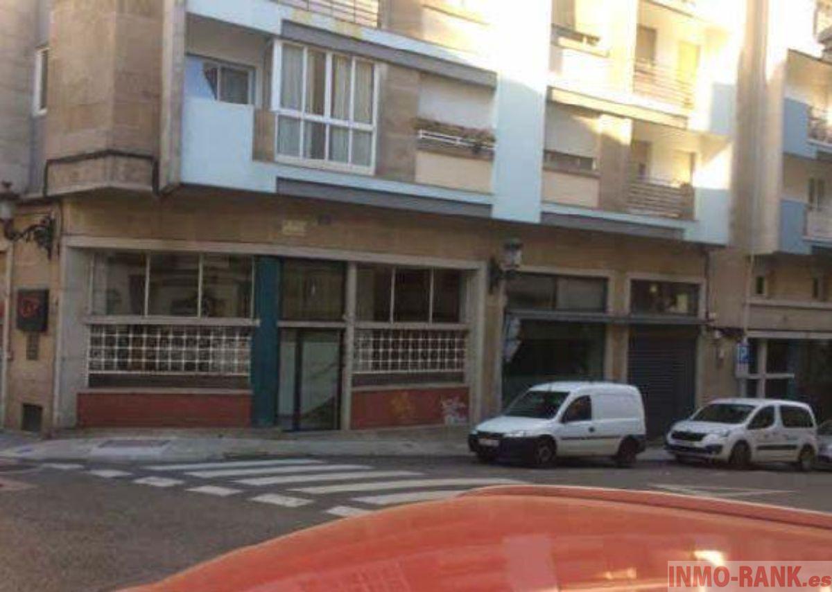 For sale of commercial in Vigo