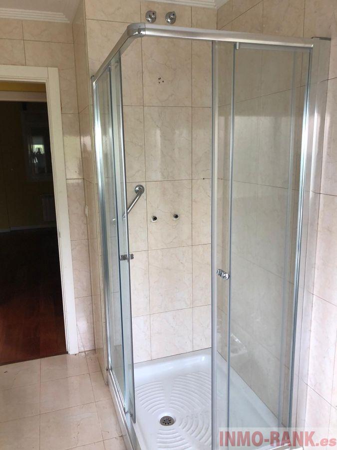 For sale of house in Tui