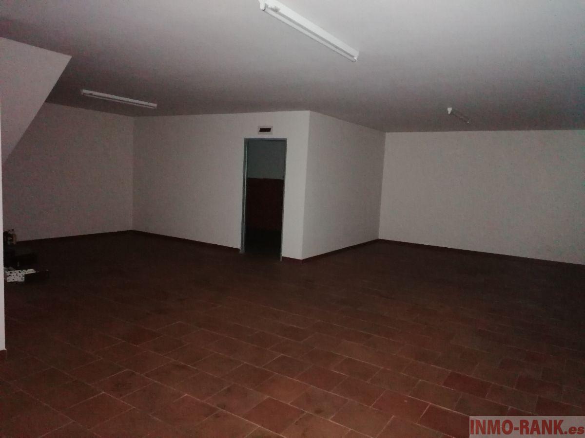 For sale of house in Tui