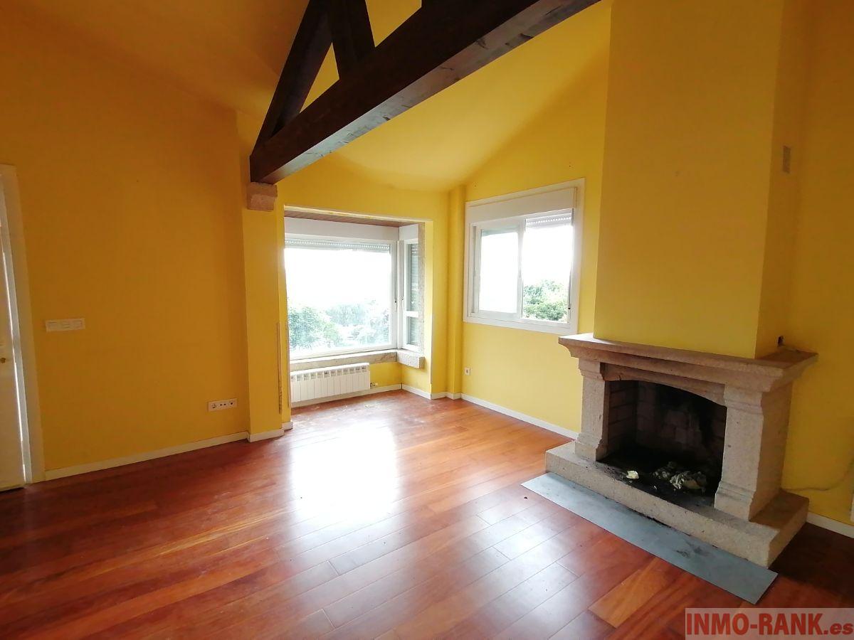 For sale of house in Tui