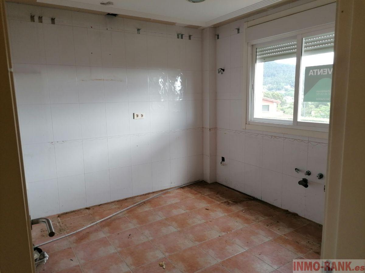 For sale of house in Tui