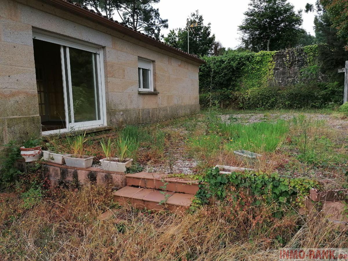 For sale of house in Tui