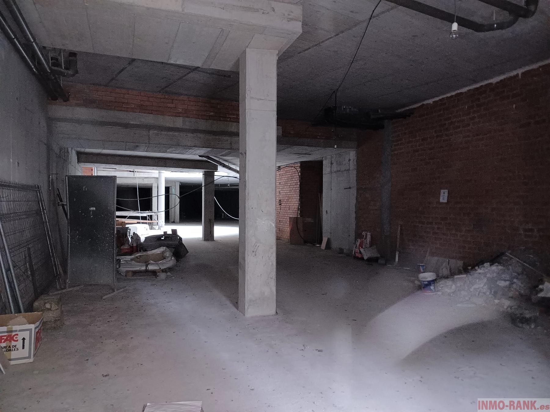 For sale of commercial in Vigo