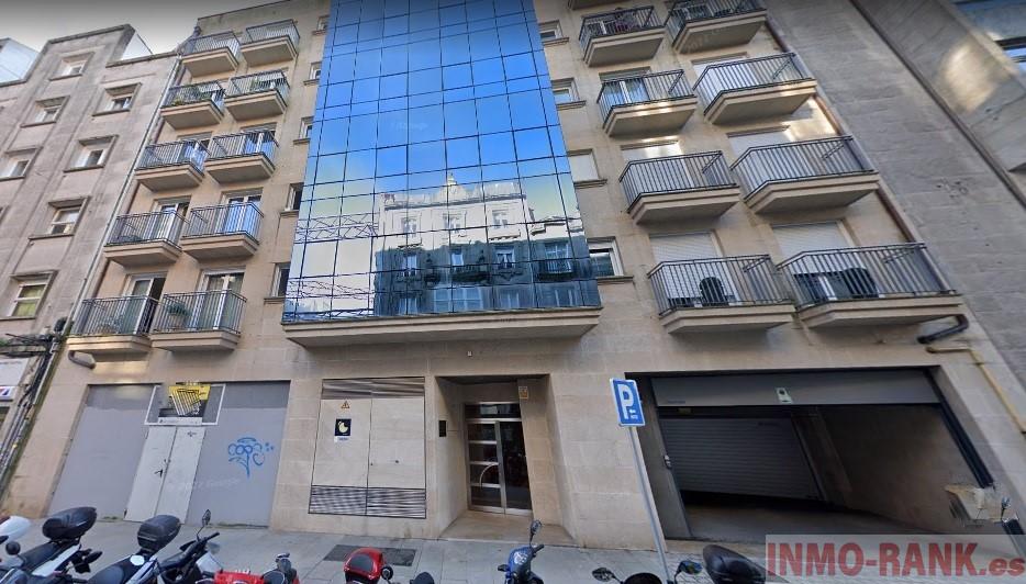 For sale of commercial in Vigo
