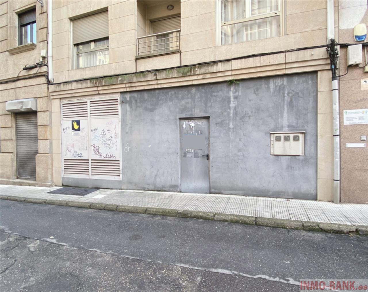 For sale of commercial in Vigo