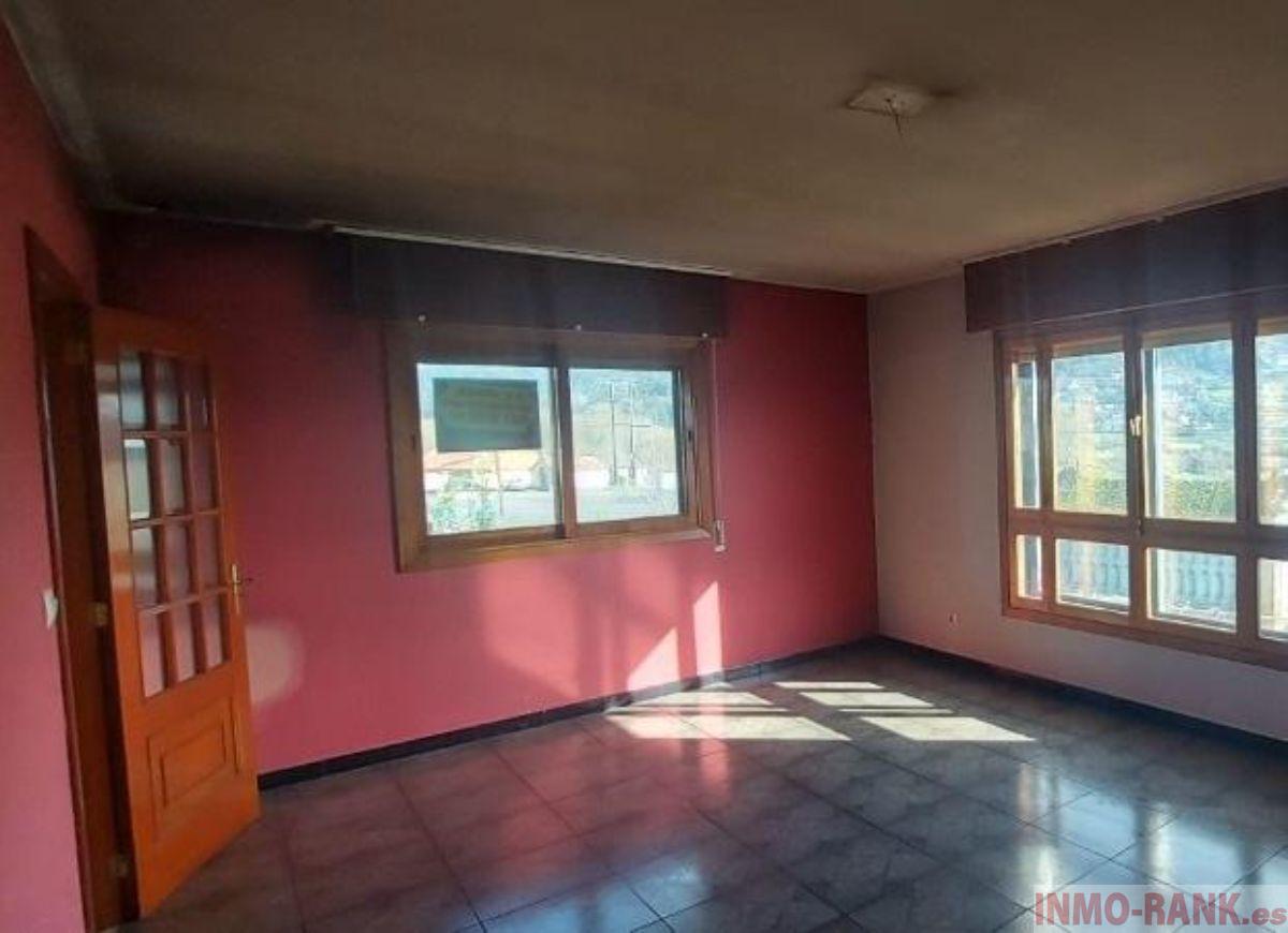 For sale of house in Mondariz