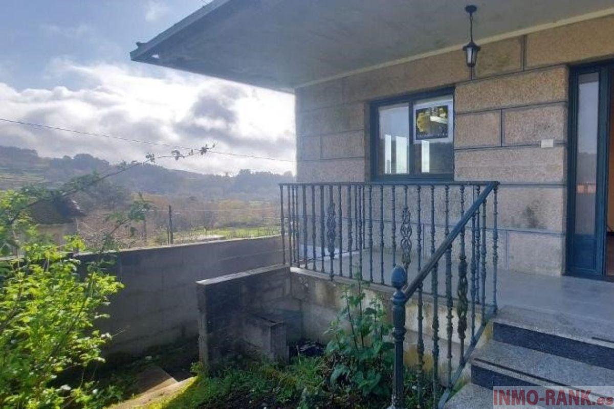 For sale of house in Mondariz