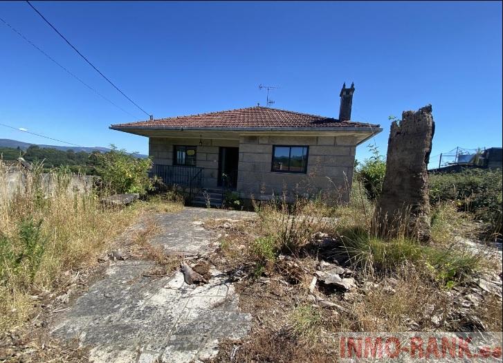 For sale of house in Mondariz