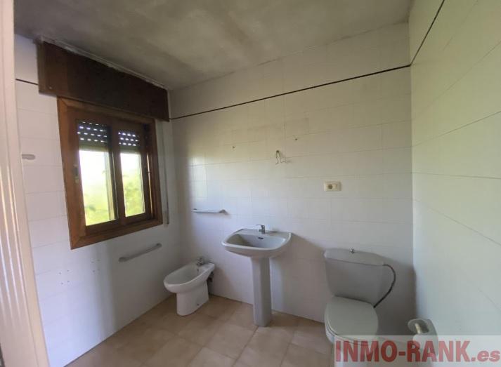 For sale of house in Mondariz