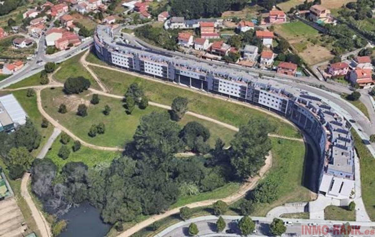For sale of commercial in Vigo