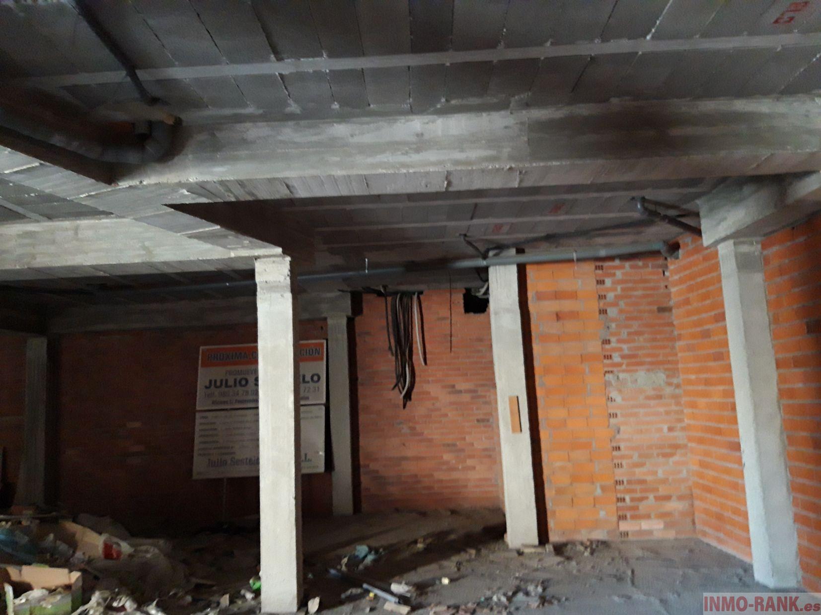 For sale of commercial in Salvaterra de Miño