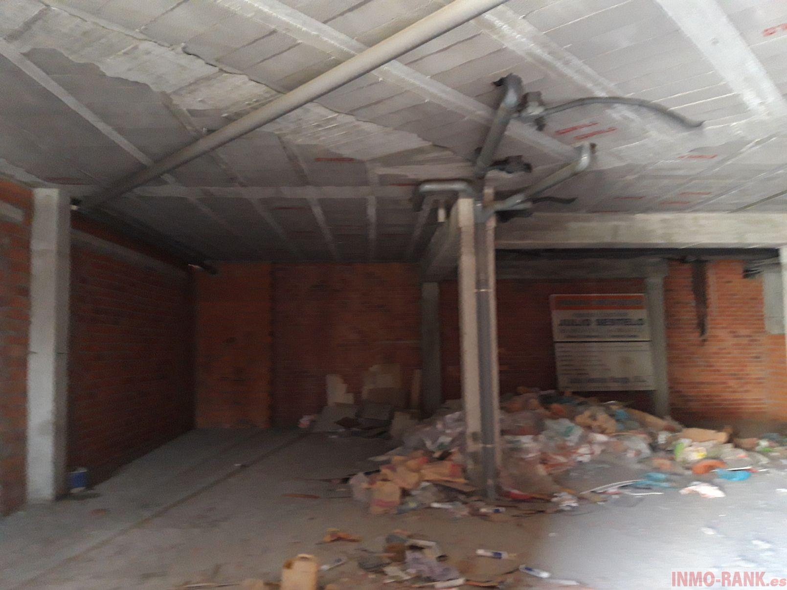 For sale of commercial in Salvaterra de Miño