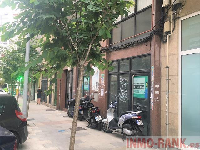 For sale of commercial in Vigo